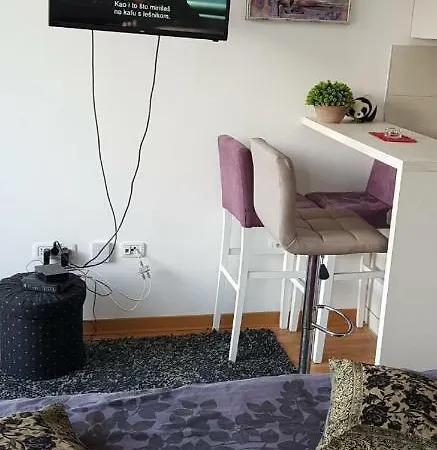 Studio 11 City Kvart דירה *